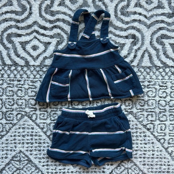 Tea Collection Other - Tea Collection outfit size 2